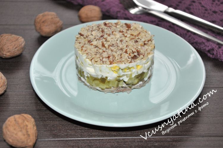 Оригинально и вкусно - салат Принц с говядиной и грецкими орехами
